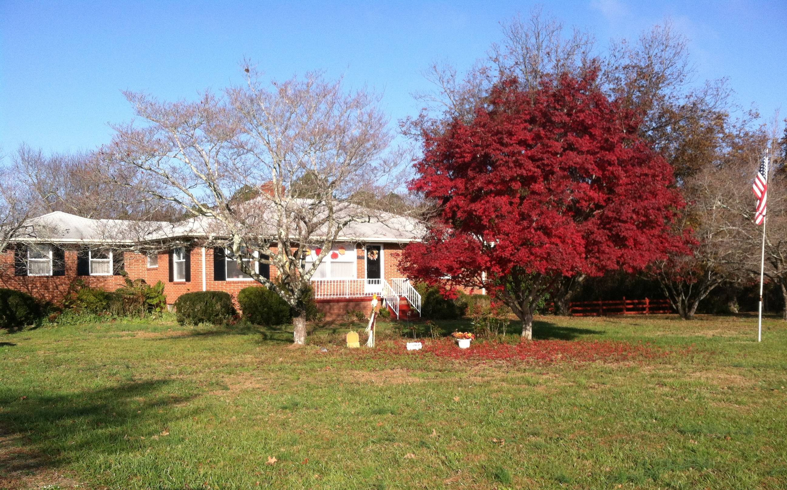 Home in the Country! 4230 NC Highway 62 N, Burlington